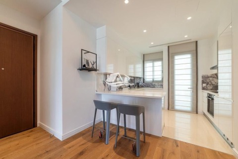 Investment two-bedroom apartment just 700 m from the sea in Limassol, sea view