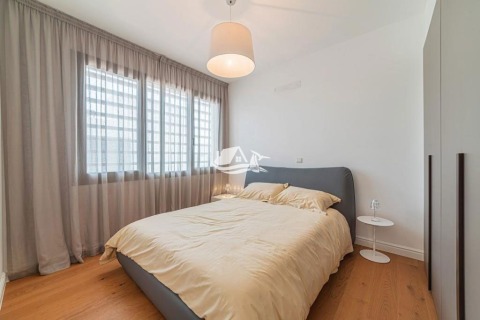 Inwestycyjny apartament z dwiema sypialniami w Limassol, widok na morze