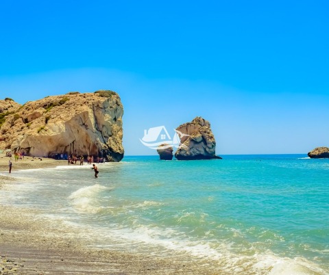 For sale Office in Limassol 10% annual yield